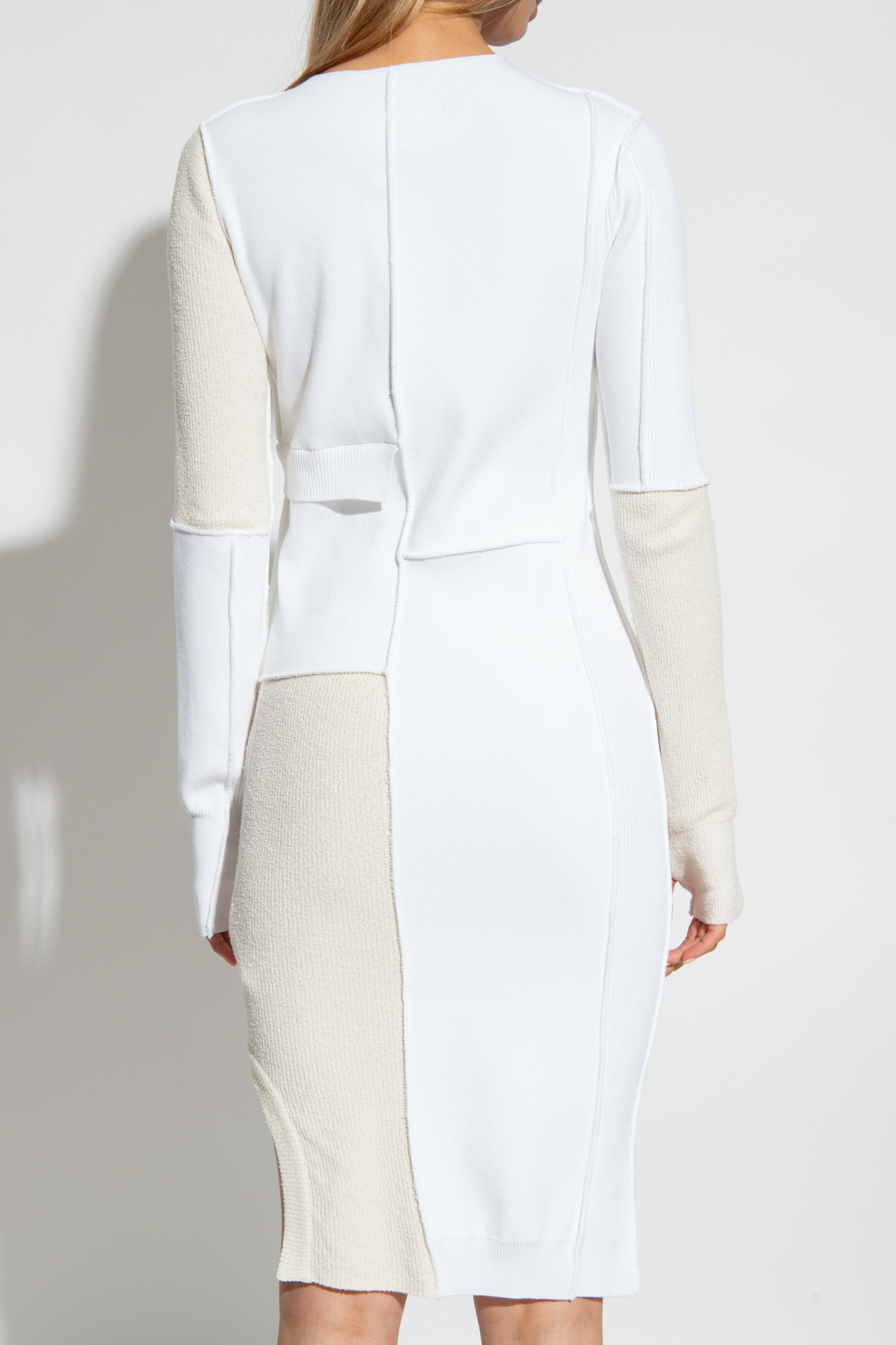 White form fitting hot sale dress